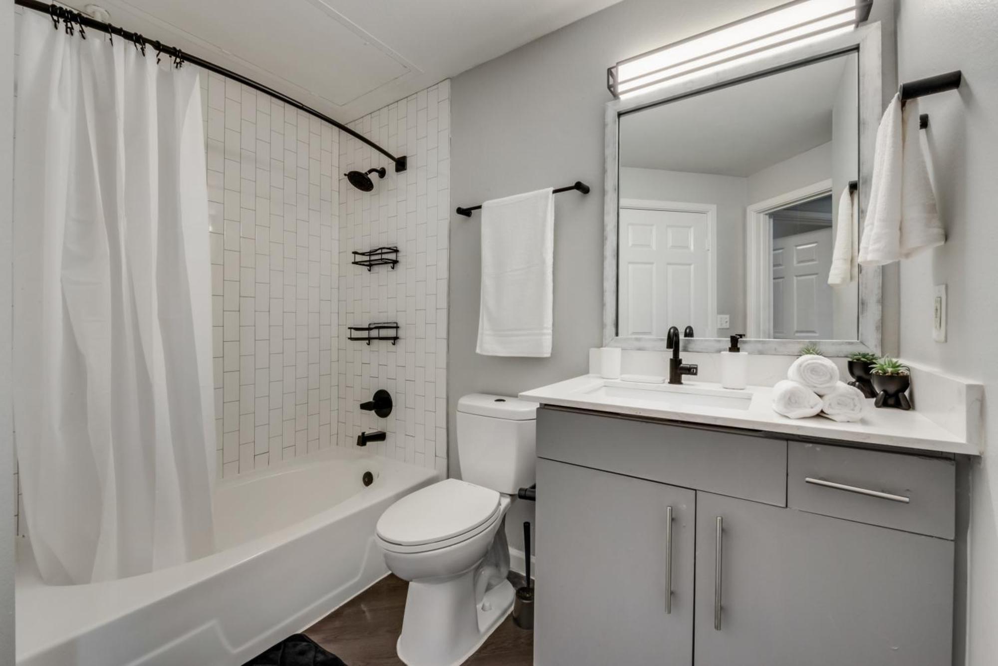 Loft Style 2Br Apt I Dallas City Center I Pool I Gym I Workspace I Pets Daire Dış mekan fotoğraf
